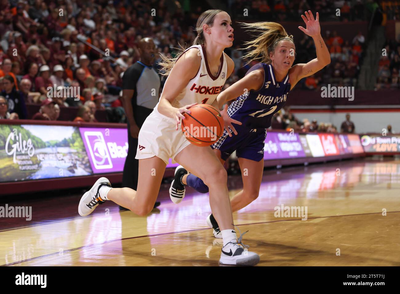 Blacksburg, Virginia, USA. 6th Nov, 2023. Virginia Tech Hokies guard