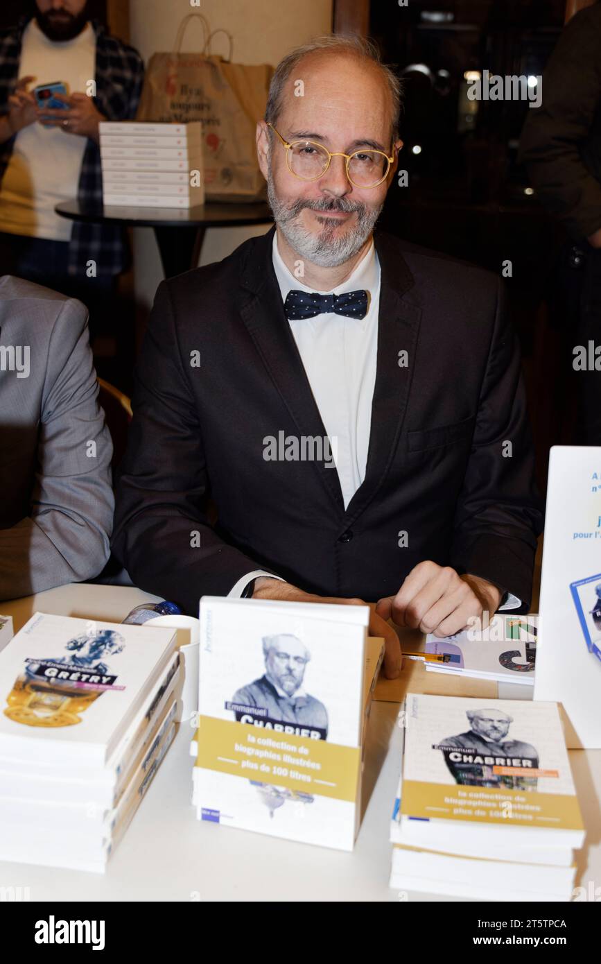 Paris, France. 6th Nov, 2023. Tenor Jean-Philippe Biojout attends Georges Bizet 2023 literary awards for the book of Opera and dance on November 6, 2023 at the Theatre des Champs-Elysées in Paris, France. Credit: Bernard Menigault/Alamy Live News Stock Photo