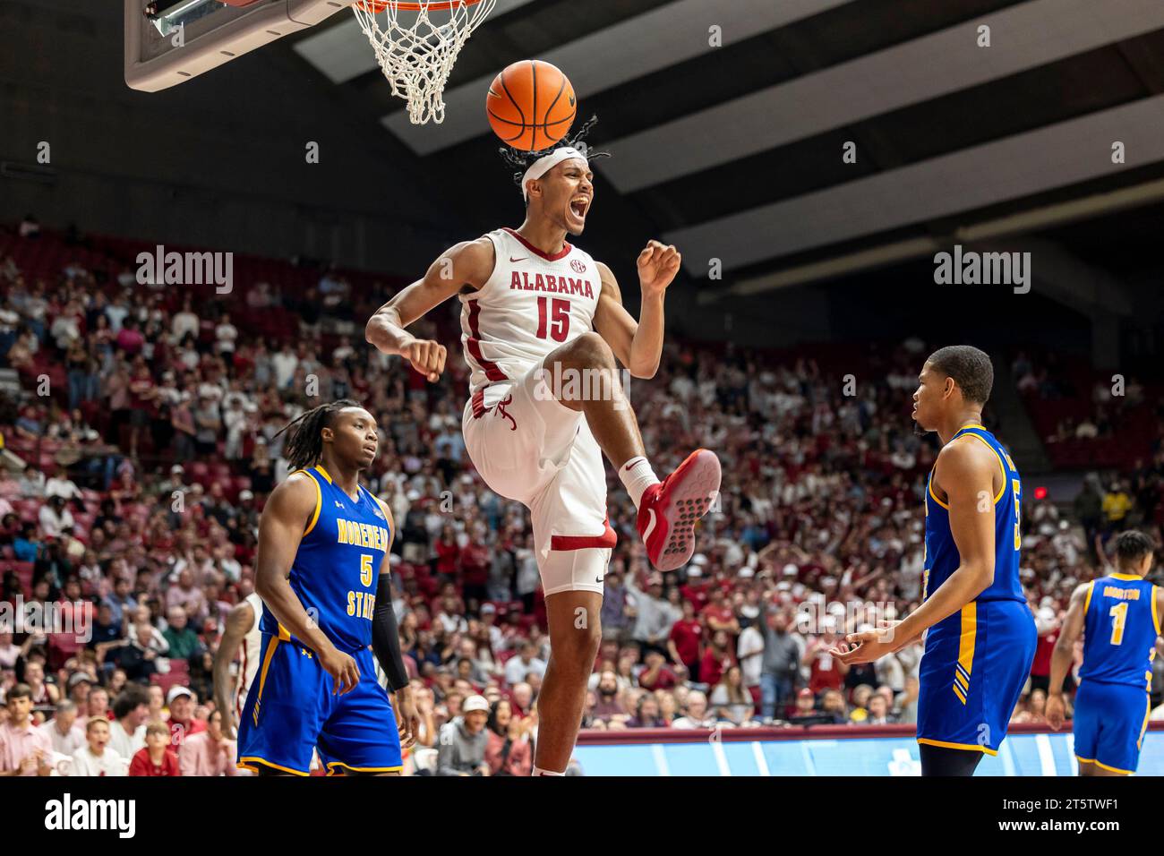 Alabama forward Jarin Stevenson (15) reacts after dunking on Morehead ...