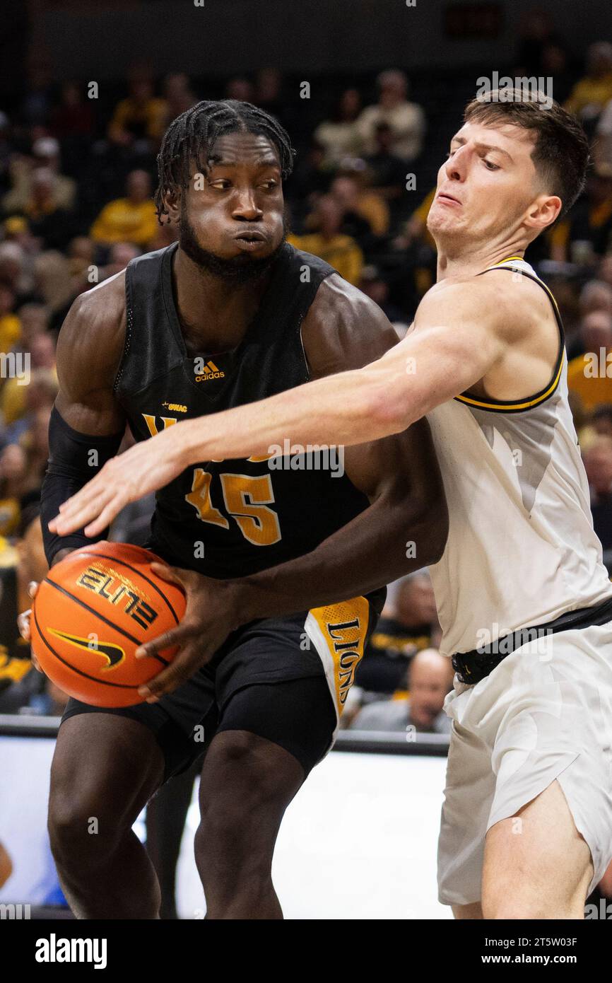 Missouri's Jesus Carralero Martin, right, knocks the ball from Arkansas