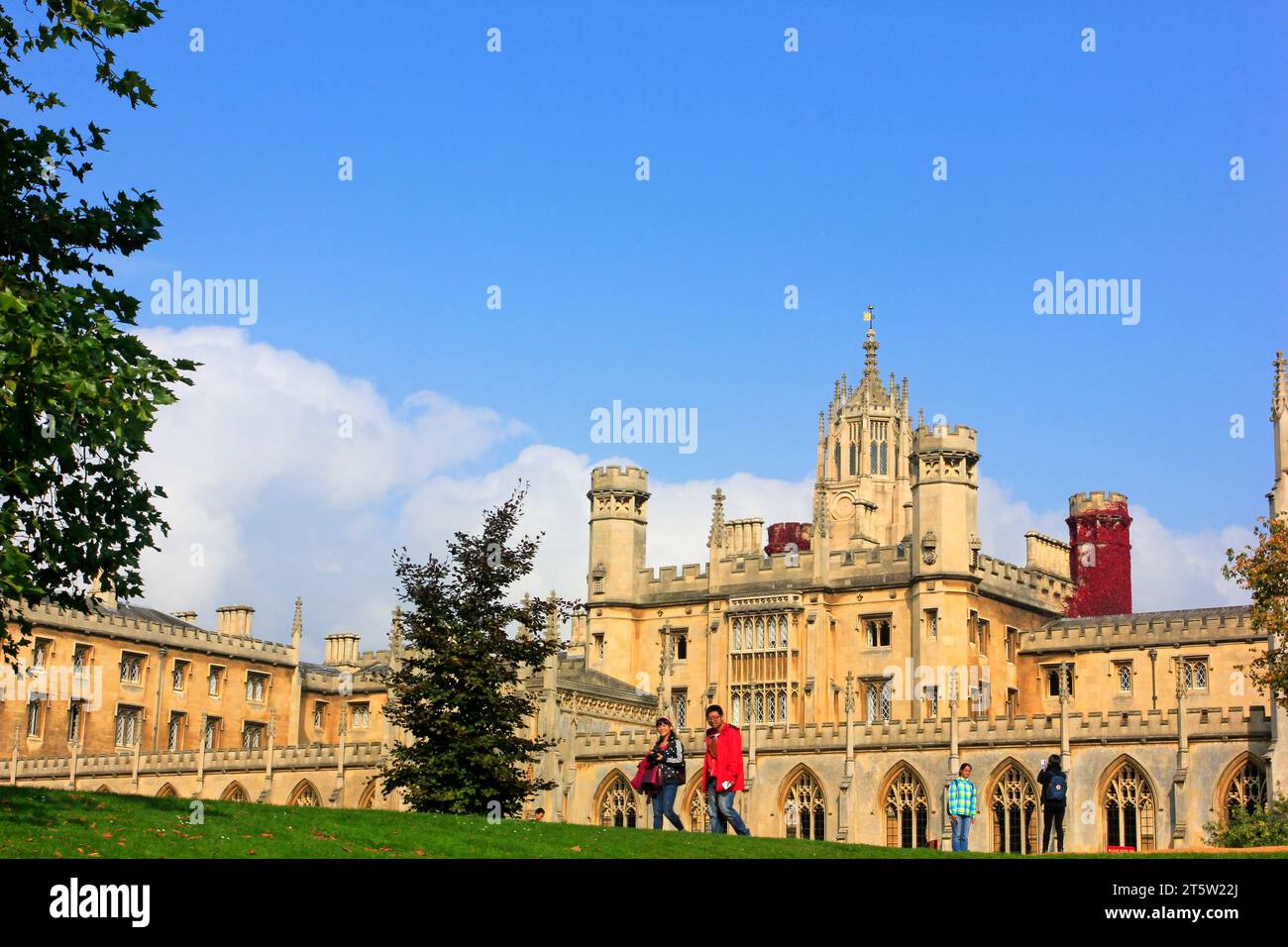 Cambridge - October 3: people play on the lawn in a park, on October 3, 2015, Cambridge, UK. Stock Photo