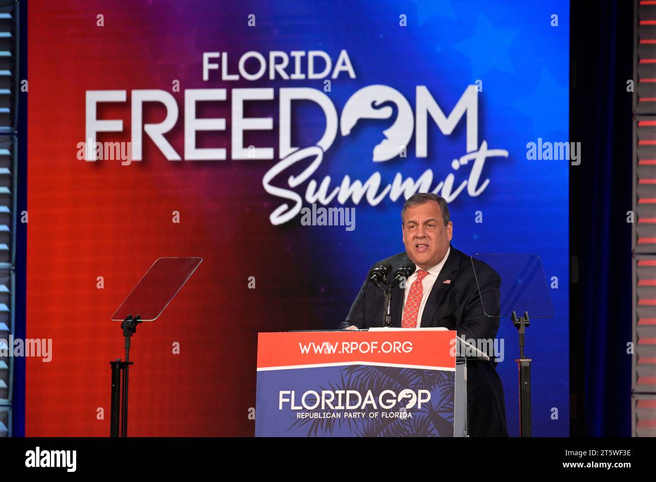 Republican presidential candidate former new jersey gov chris christie
