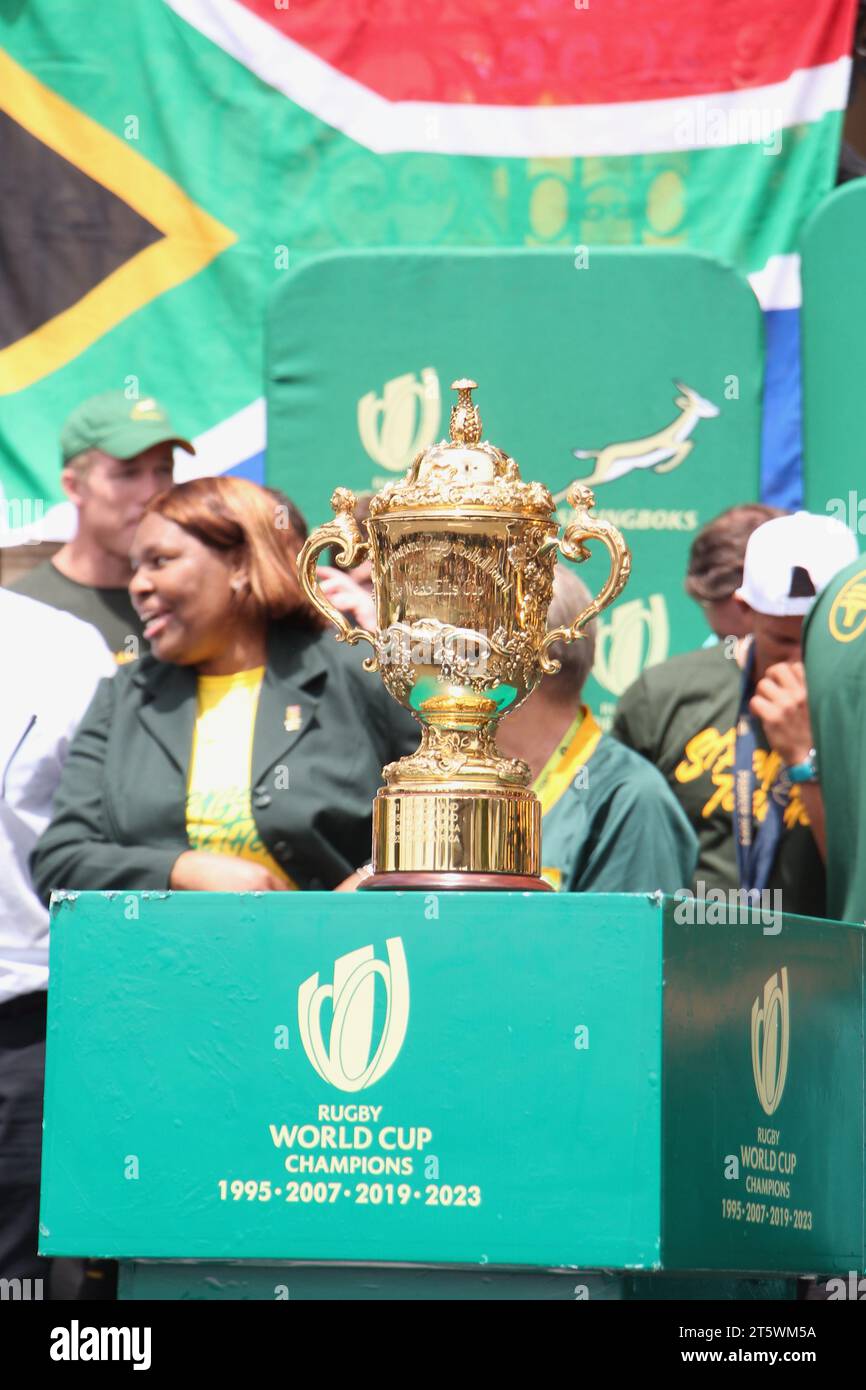 03 November 2023 Crowds excitedly support the Springbok rugby team on