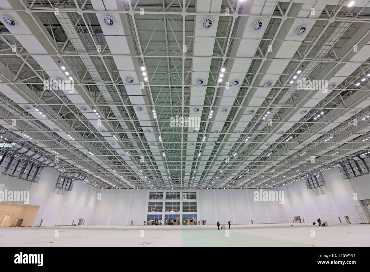 steel structure geometry construction in a hall Stock Photo - Alamy