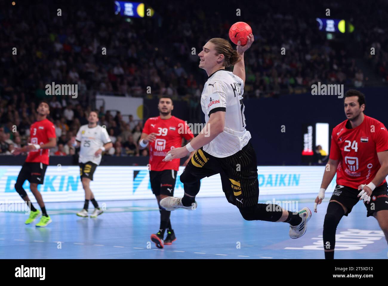 Juri Knorr of Germany  Handball LŠnderspiel in der Olympia Halle MŸnchen 5.11.2023 Deutschland -  €gypten  © diebilderwelt / Alamy Stock Stock Photo
