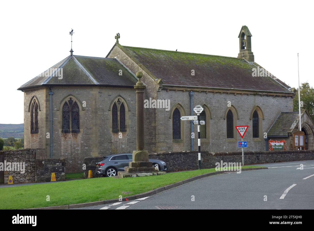 The Parish Church of the Epiphany in Centre of the Village of Austwick in the Craven District of the Yorkshire Dales National Park, England, UK. Stock Photo