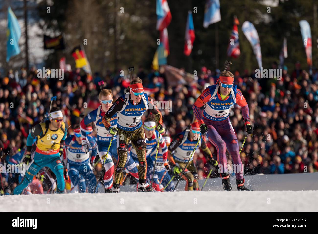 BAILEY Lowell (3) Benedikt Doll (1) Aktion IBU Biathlon Weltmeisterschaft 15 KM Massenstart der Herren in Hochfilzen, Oesterreich am 19.02.2017 Stock Photo