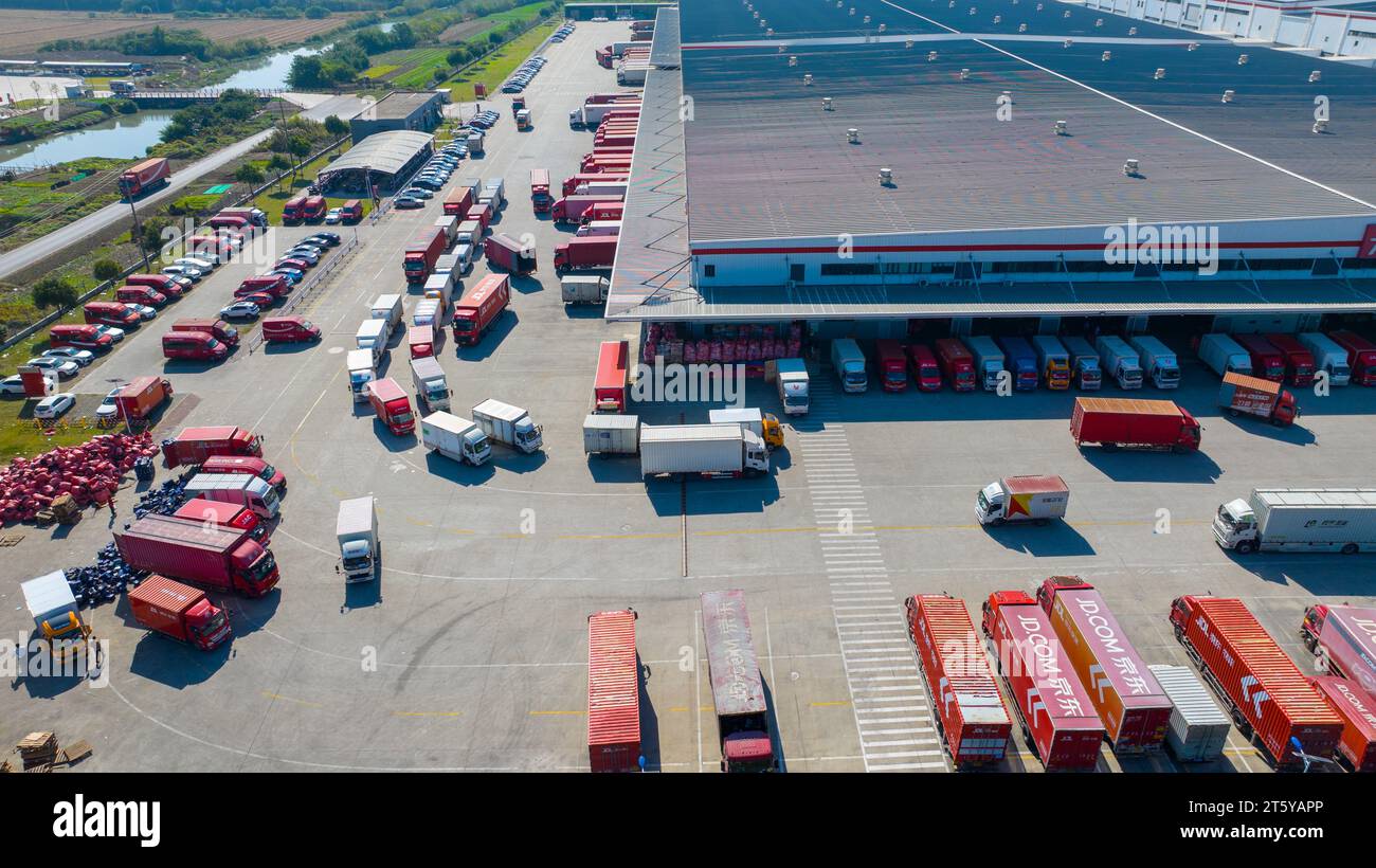 KUNSHAN, CHINA - NOVEMBER 7, 2023 - A number of express logistics ...