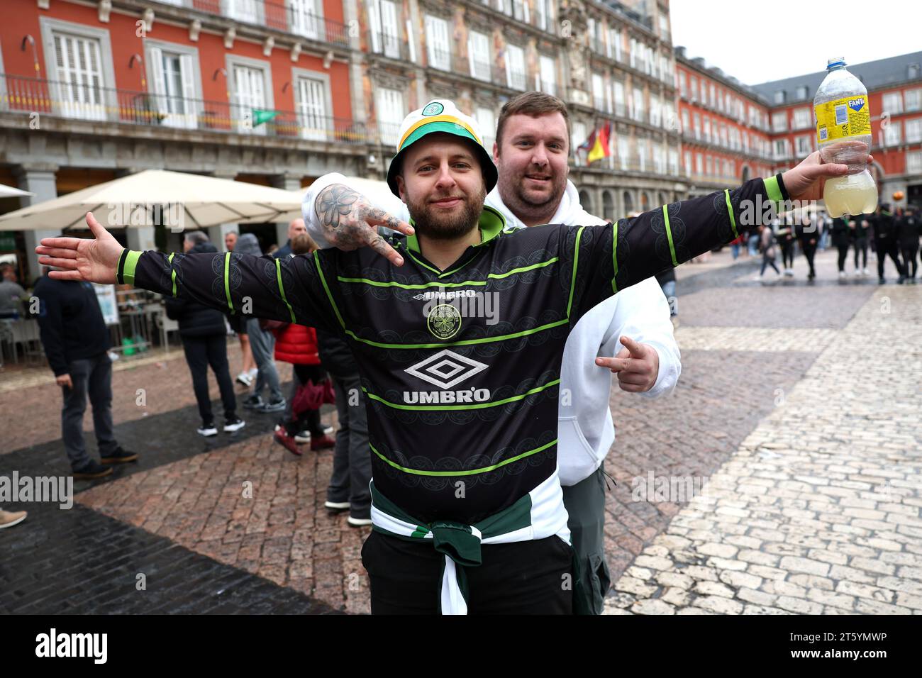 Celtic fans in the Plaza Major ahead of the UEFA Champions League Group E match at the Estadio Metropolitano, Madrid. Picture date: Tuesday November 7, 2023. Stock Photo