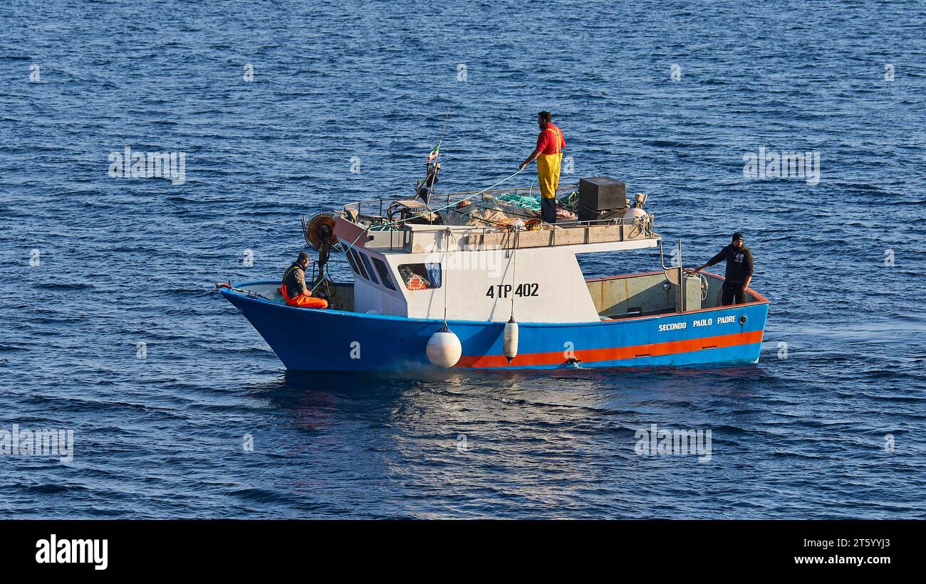 Egadi Islands Rib Boat Tour Favignana and Levanzo from Trapani - Klook  United Kingdom, image size:1300x821