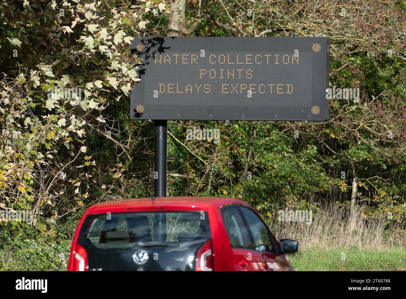 Water Collection Point Sign Godalming, UK. 7th November 2023. A roadside public notice in Godalming ...