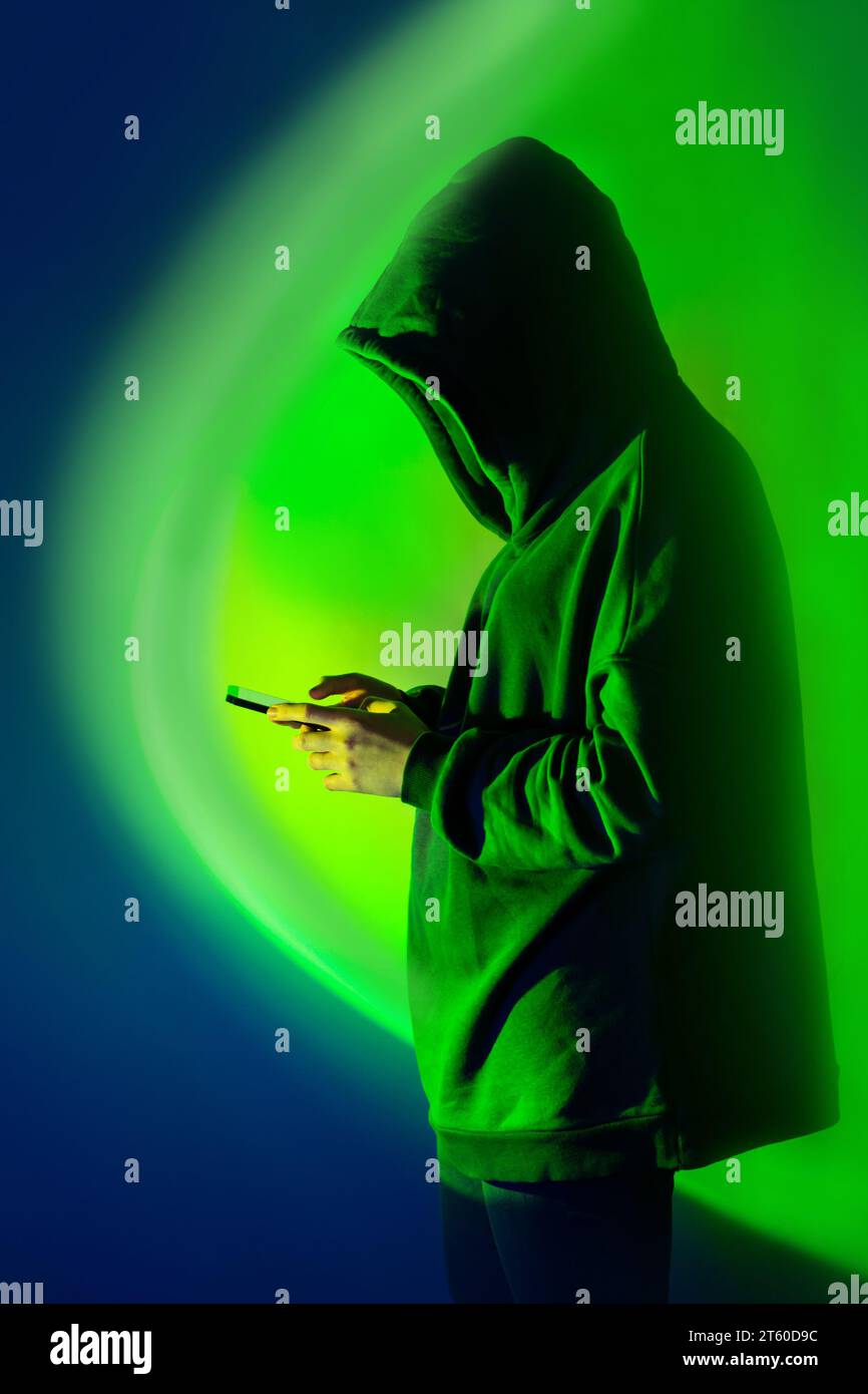Protection of personal information on the phone. Unrecognizable ...
