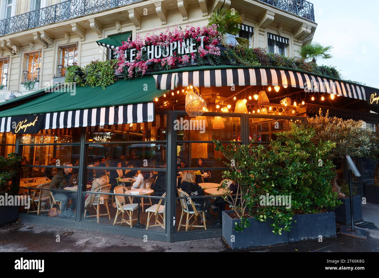 Paris, France-November 05, 2023 : Le Choupinet is a traditional French cafe in the 6th arrondissement of Paris. It located near the Jardin du Luxembou Stock Photo