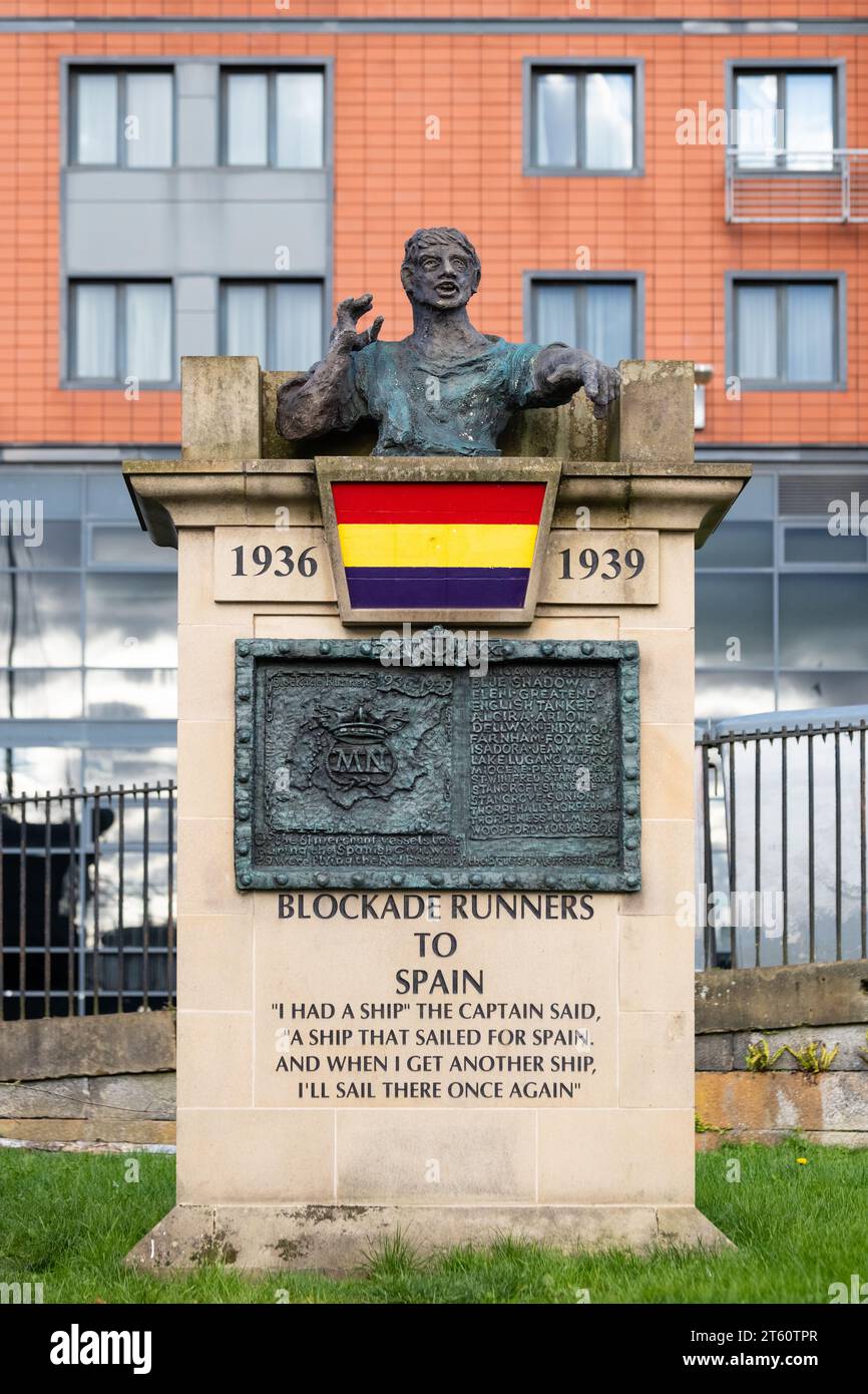 Blockade Runners to Spain memorial, Glasgow, Scotland, UK Stock Photo
