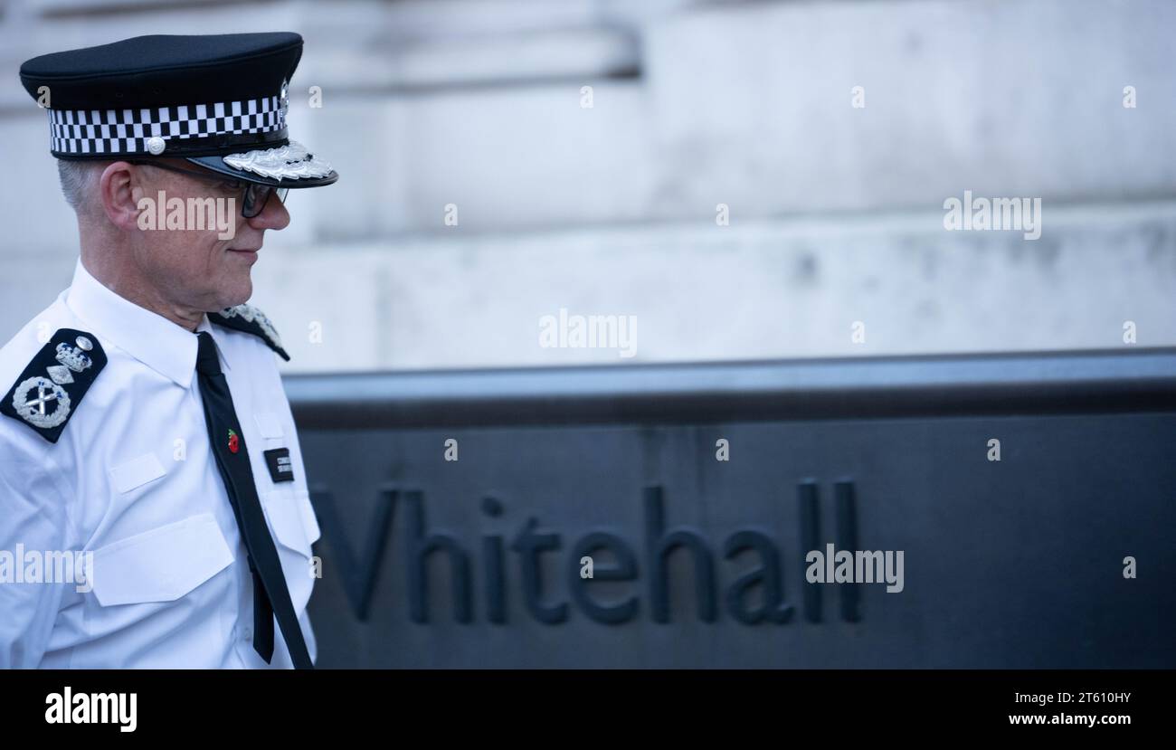 Police office internal uk hi-res stock photography and images - Alamy