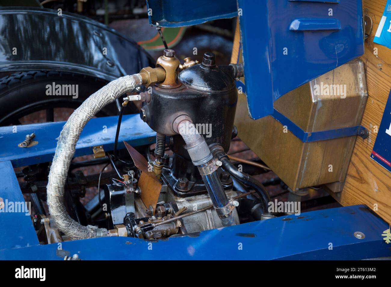 Engine 1903 De Dion Bouton  London To Brighton Veteran Car Run Concours Marlborough Road St James's London Stock Photo