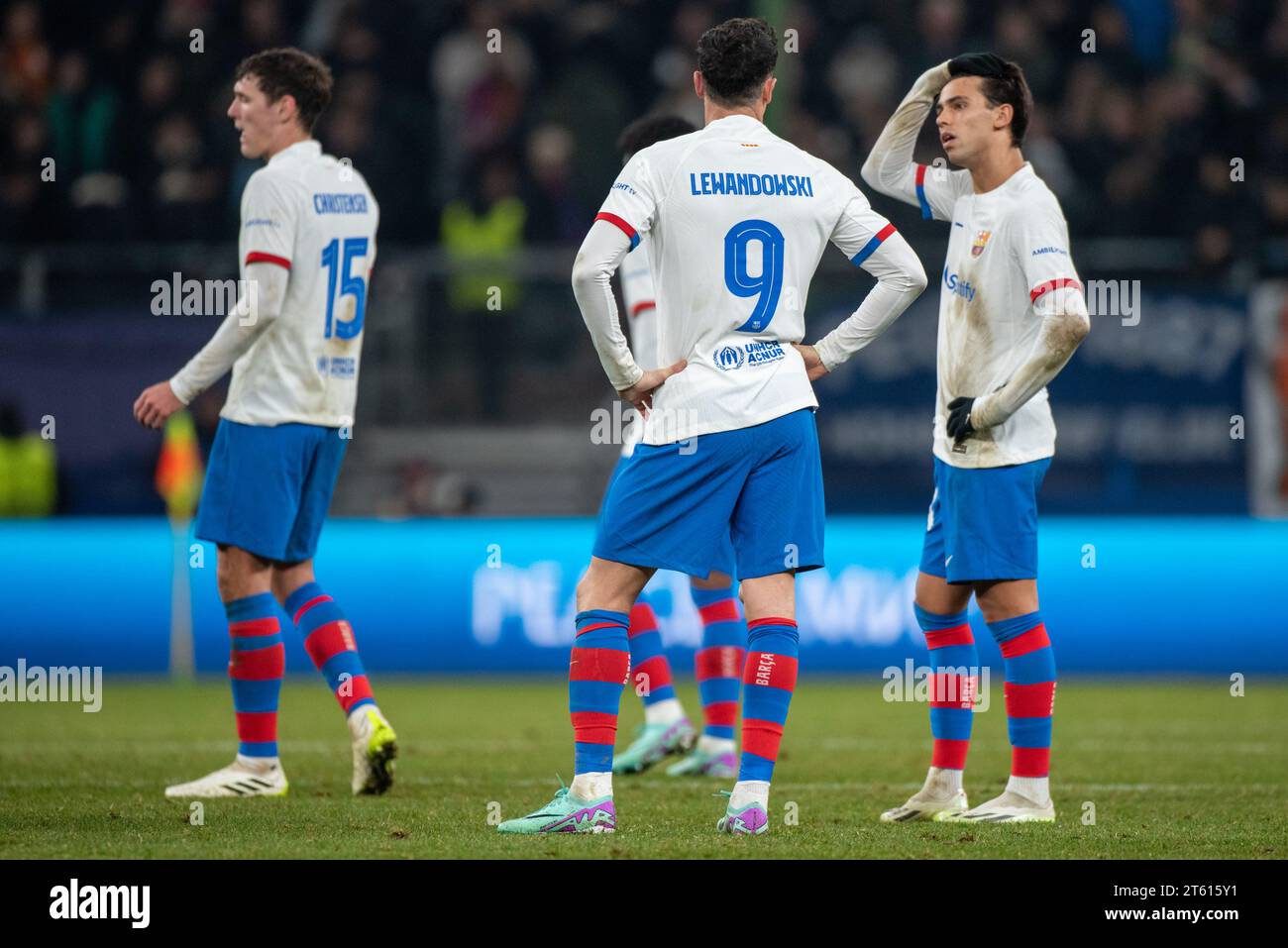 Hamburg, Germany. 07th Nov, 2023. FC Barcelona players disappointed during the UEFA Champions League Group H match between Shakhtar Donetsk and FC Barcelona at Volksparkstadion in Hamburg, Germany on November 7, 2023 (Photo by Andrew SURMA/ Credit: Sipa USA/Alamy Live News Stock Photo