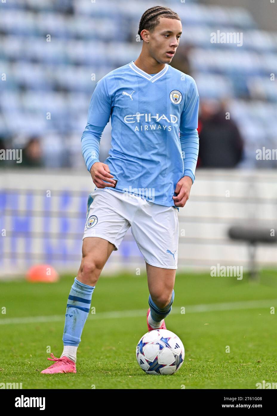 Manchester, UK. 7th November, 2023. Matty Henderson-Hall of Manchester City on the ball, during the UEFA Youth League, Match Day Four Group G match at the Academy Stadium/ Joie Stadium, Manchester, England. (Credit Image: ©Cody Froggatt/Alamy Live News) Stock Photo