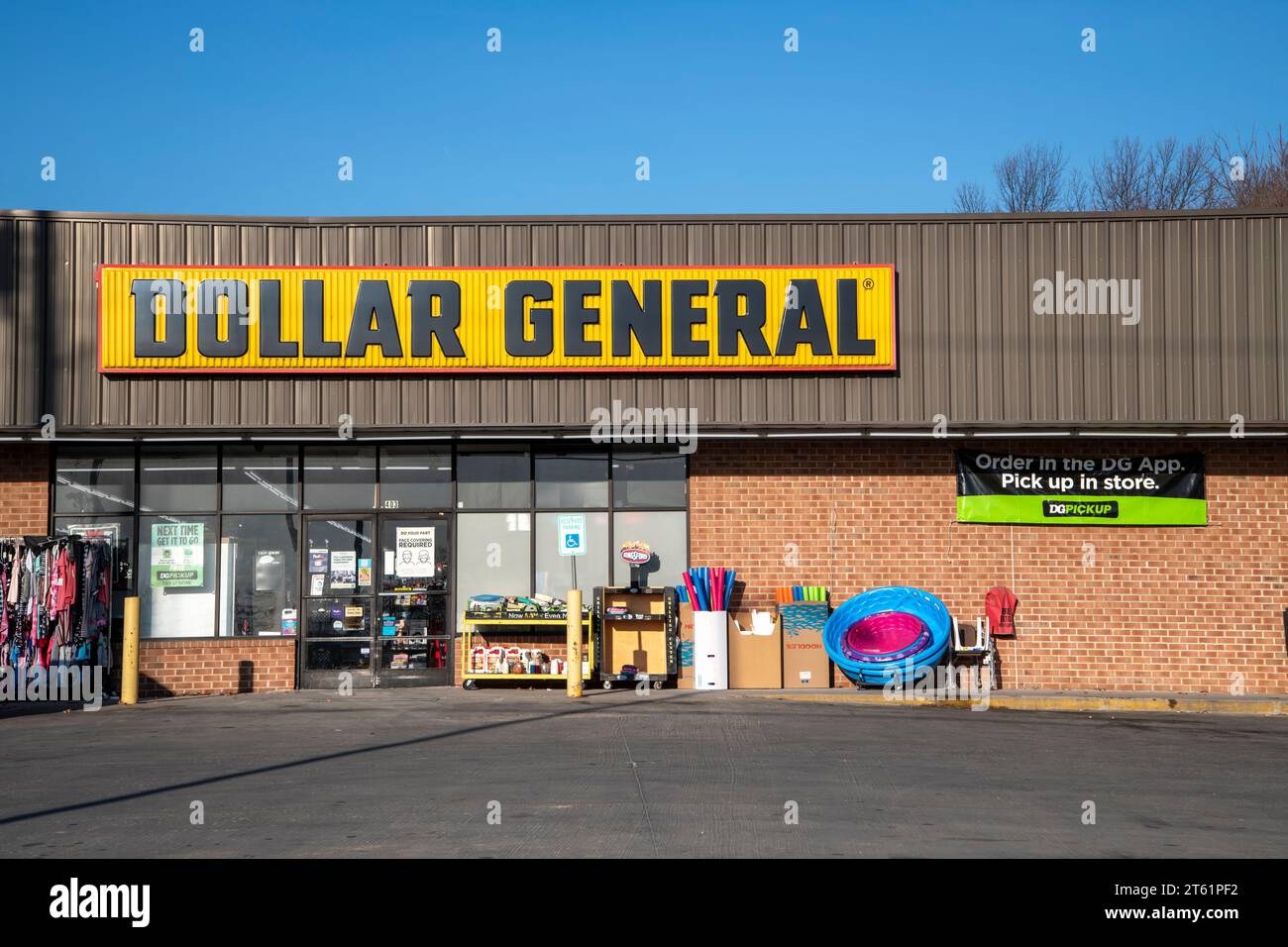 Dollar general logo hires stock photography and images Alamy