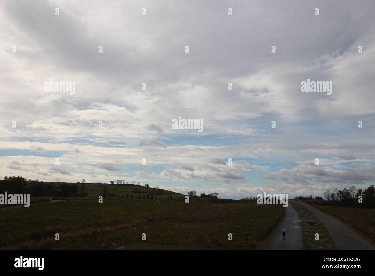 New York, USA. 21st Oct, 2023. Visitors to "Freshkills Park" in the New