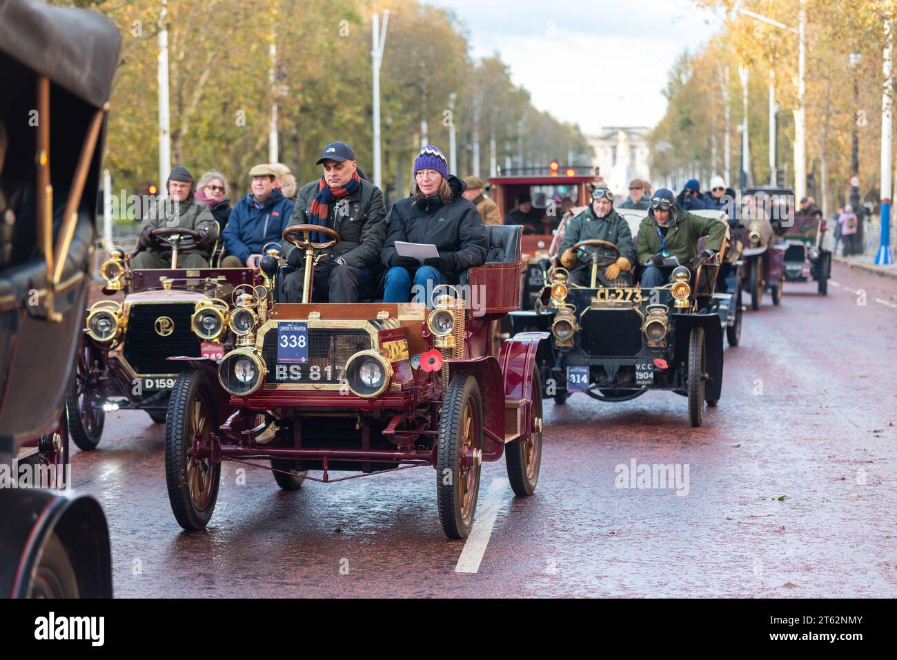 Classic cars the mall hi-res stock photography and images - Alamy