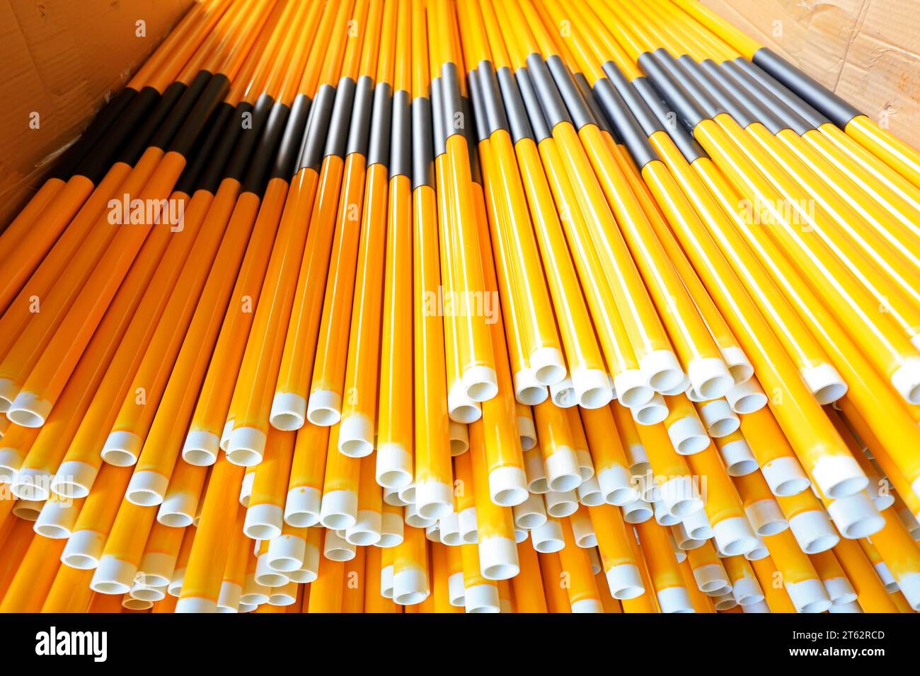 Shovel handle hi-res stock photography and images - Alamy