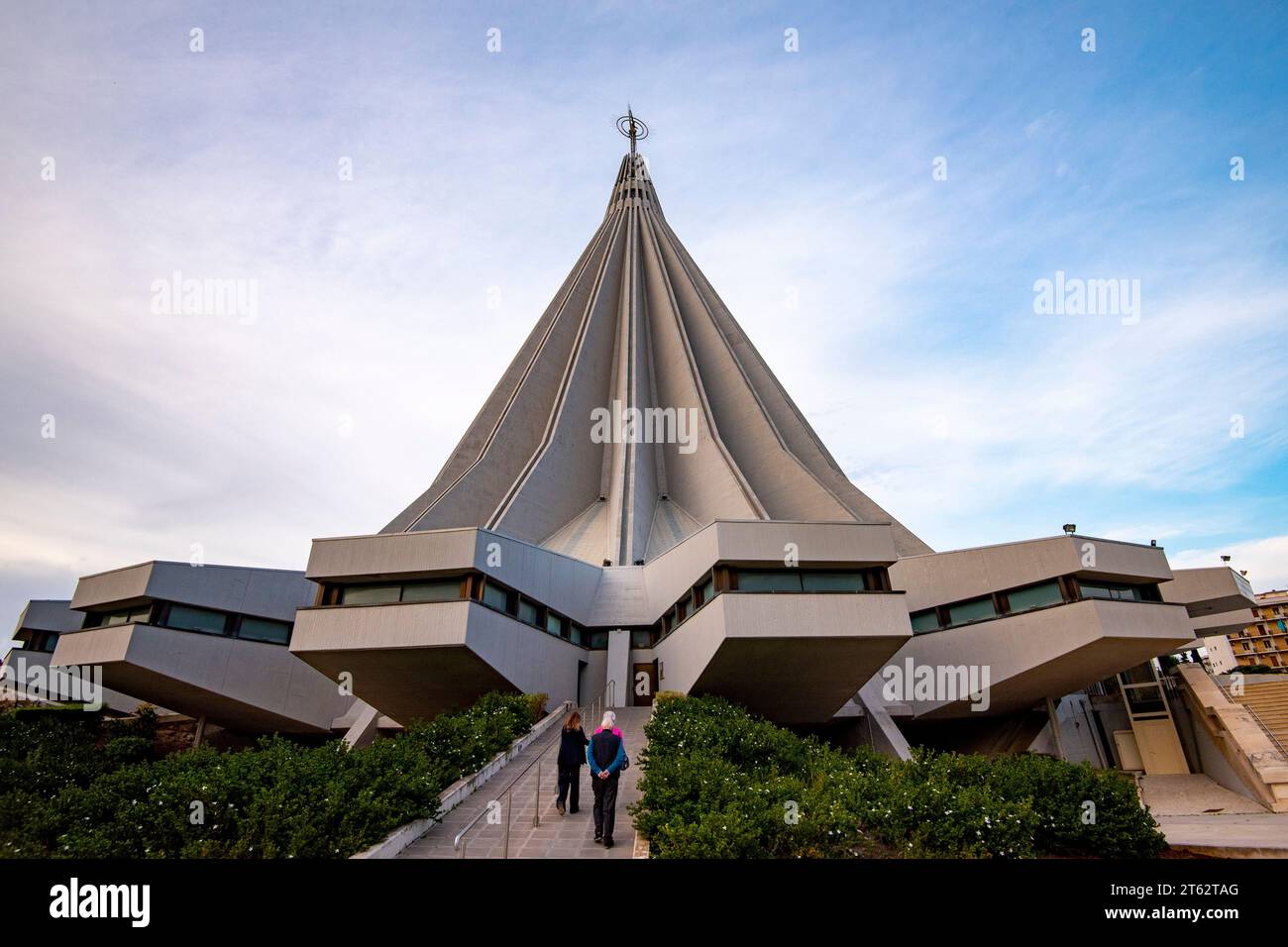basilica santuario madonna delle lacrime