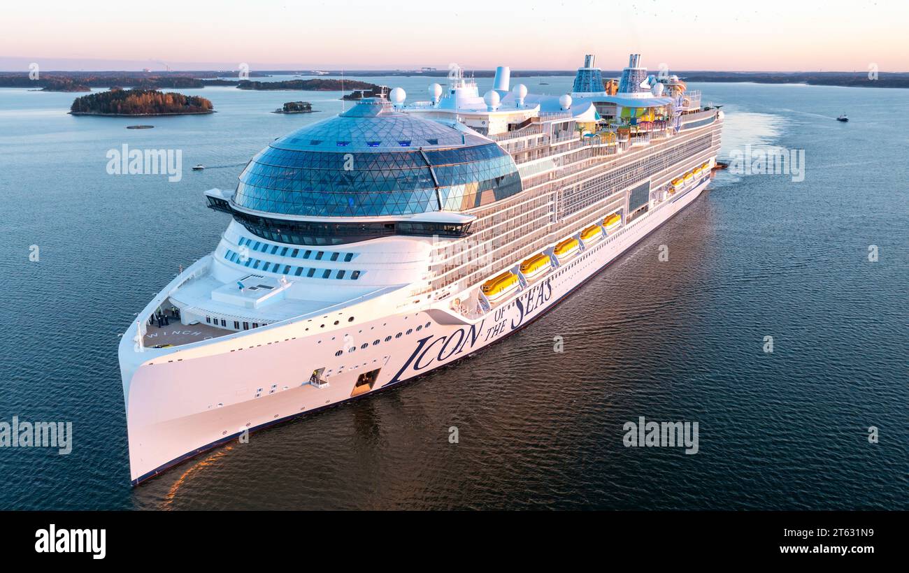 World's largest cruise ship ICON OF THE SEAS during second sea trials in Finnish archipelago. Aerial front view Stock Photo