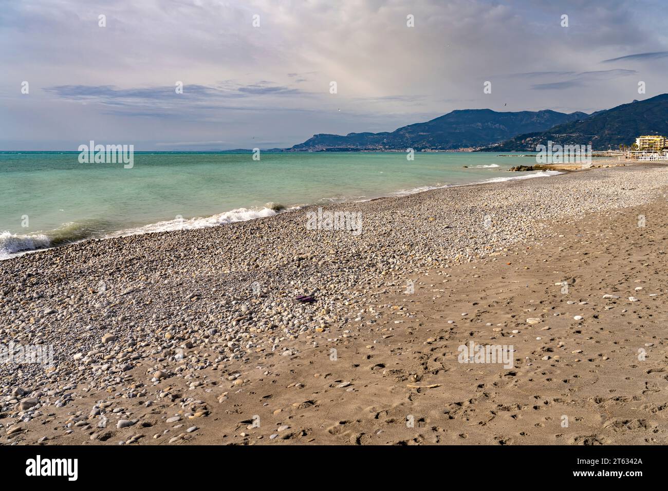 Ser Strand von Vallecrosia,  Riviera di Ponente, Ligurien, Italien, Europa |  Vallecrosia beach, Riviera di Ponente, Liguria, Italy, Europe Stock Photo