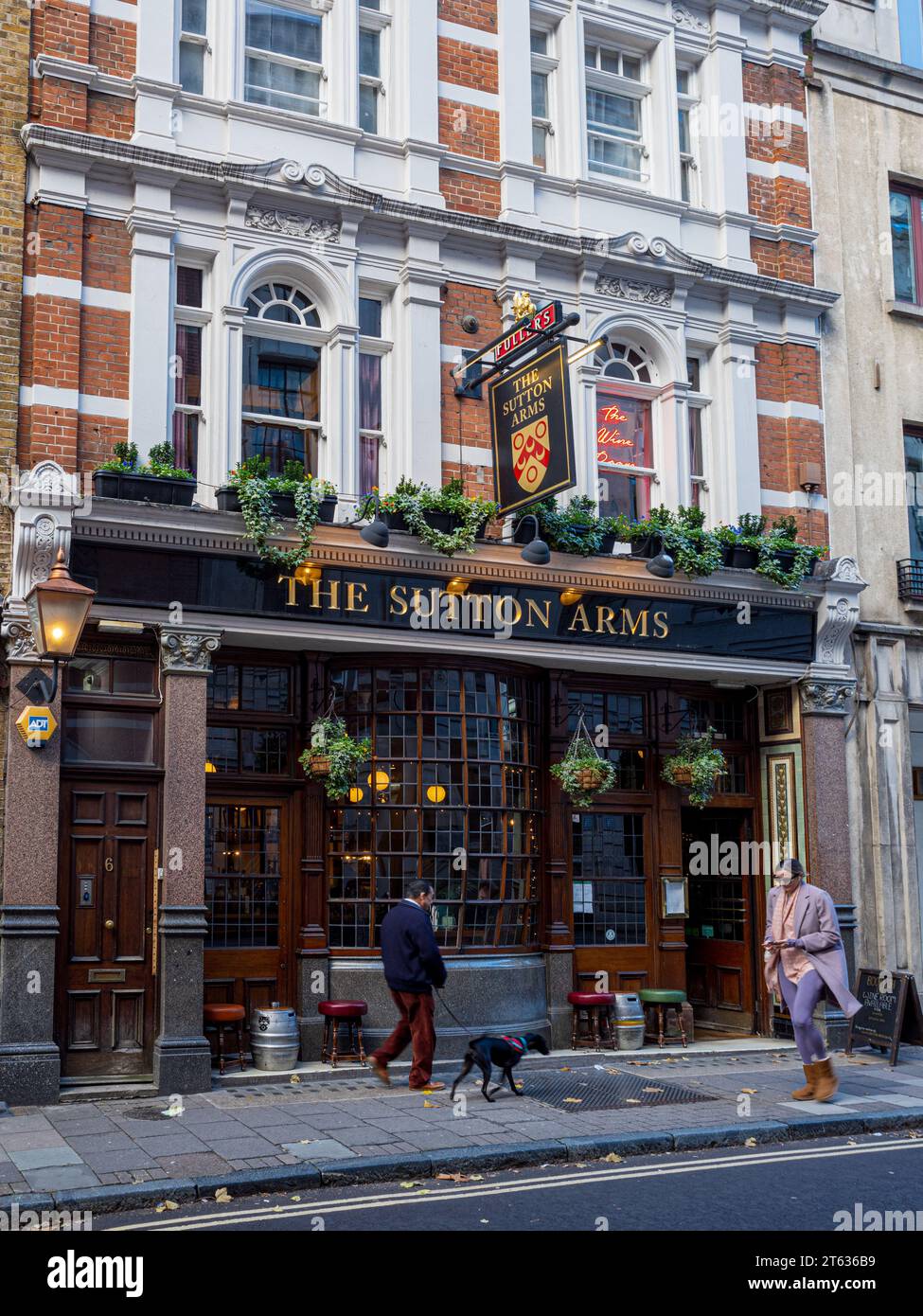 The Sutton Arms Pub Clerkenwell London. The Sutton Arms 6 Carthusian Street London EC1.  The Sutton Arms is a Fullers Pub. Stock Photo