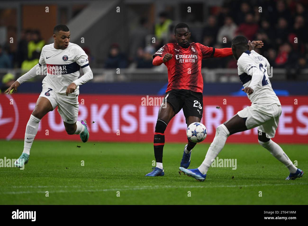 Kylian Mbappe Psg Fikayo Tomori Milan during the UEFA Champions League 2023 2024 match between Milan 2 1 Psg at Giuseppe Meazza Stadium on November 7 2023 in Milan Italy. Credit Maurizio Borsari AFLO ...