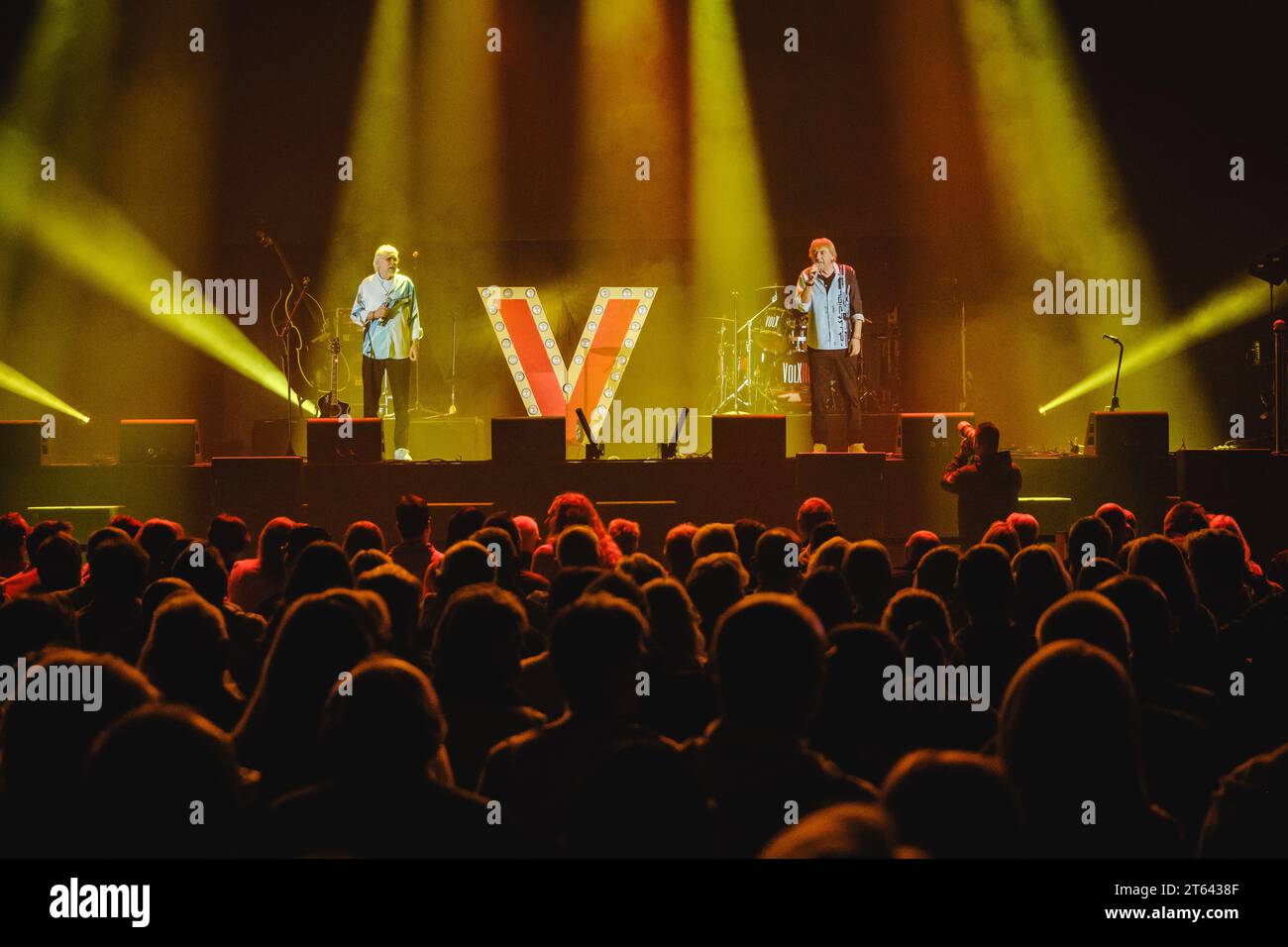 Zürich, Switzerland. 28th, October 2023. The German schlager duo Die Amigos performs a live concert during Die Grosse Schlagerparty 2023 at Hallenstadion in Zürich. Here singers Karl-Heinz Ulrich (L) and Bernd Ulrich (R) are seen live on stage. (Photo credit: Gonzales Photo - Tilman Jentzsch). Stock Photo