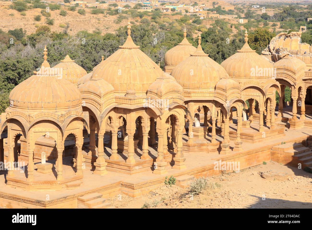 Bada Bagh Cenotaphs, Königliche Chatris, Jaisalmer, Rajasthan, Indien Stock Photo