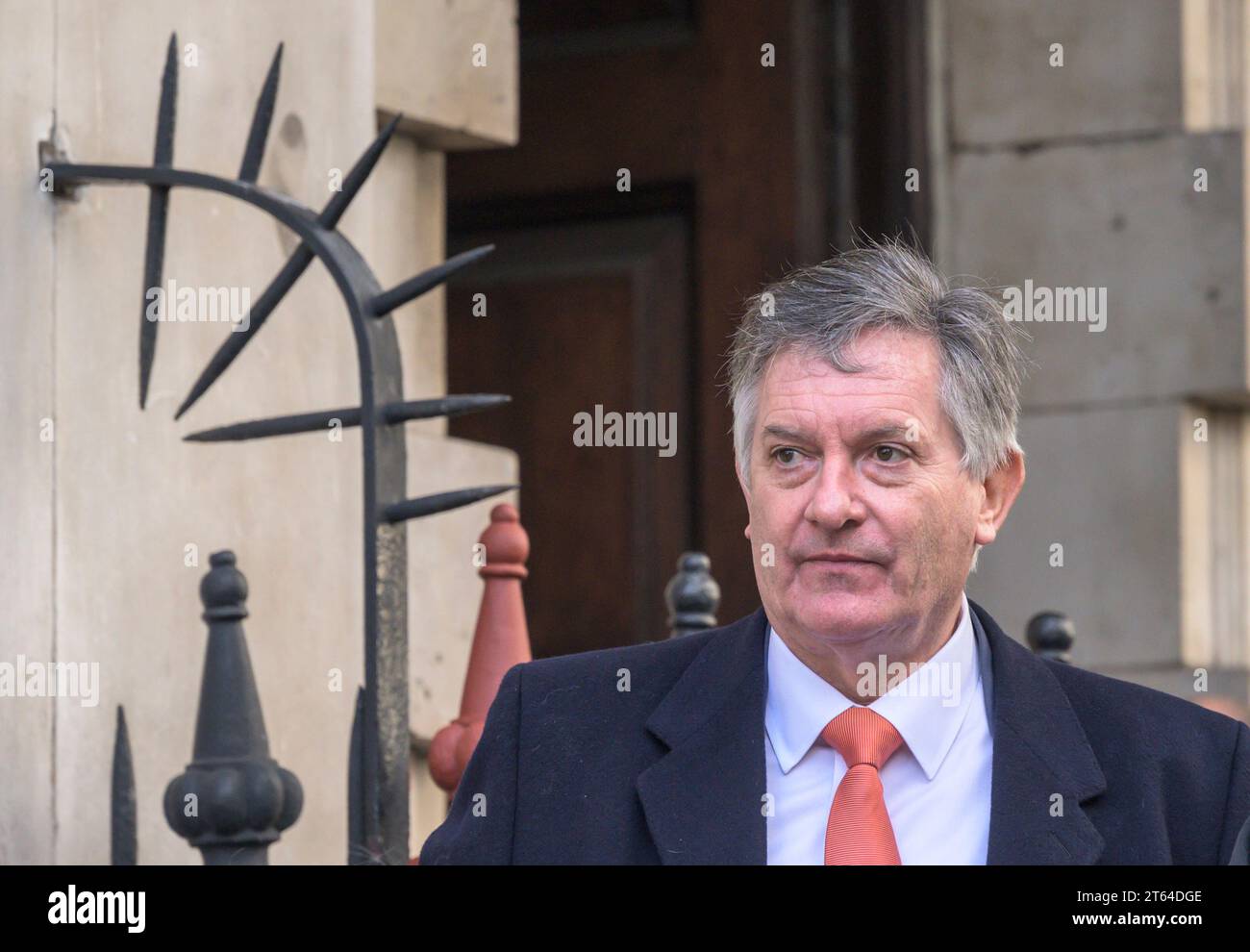 Simon McCoy (TV news presenter at GB News, formerly BBC and Sky ...