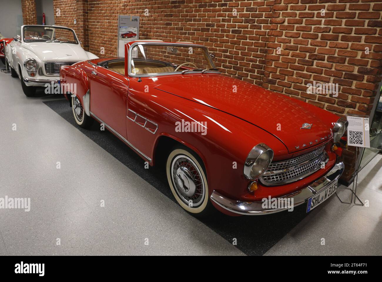 Suhl 30.10.2023, Suhl, Fahrzeugmuseum -Wartburg Sport 313/1 *** Suhl 30 10  2023, Suhl, Wartburg Sport 313 1 vehicle museum Credit: Imago/Alamy Live  News Stock Photo - Alamy