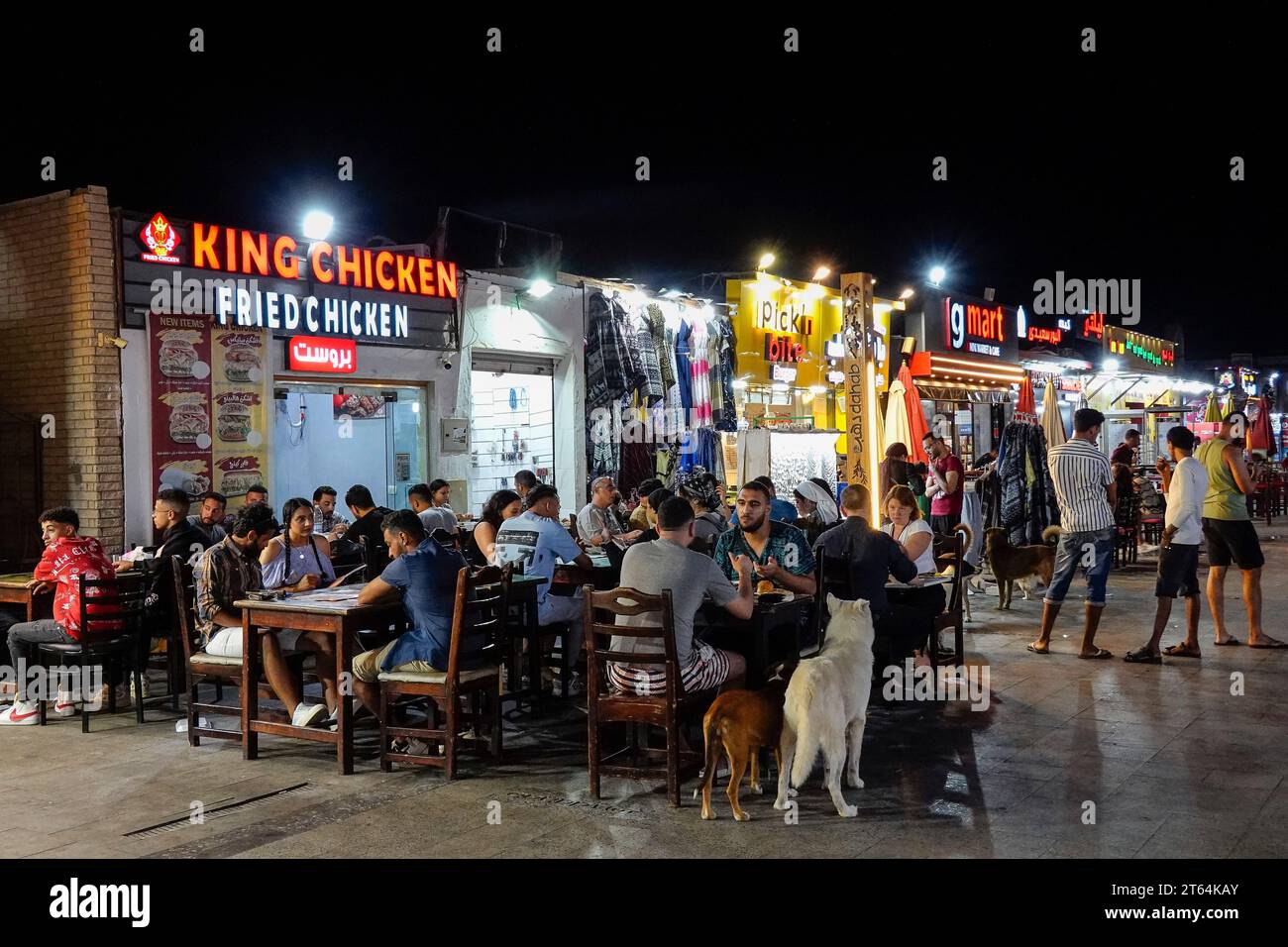 Geschäfte, Andenken, Touristen, Mashraba Street, Dahab, Saint Catherine, Sinai, Ägypten Stock Photo