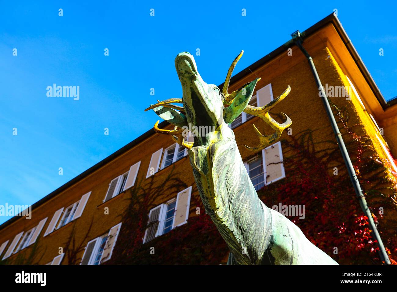 Hirsch (1954)Sculpture by Heinrich Düll and Pezold on