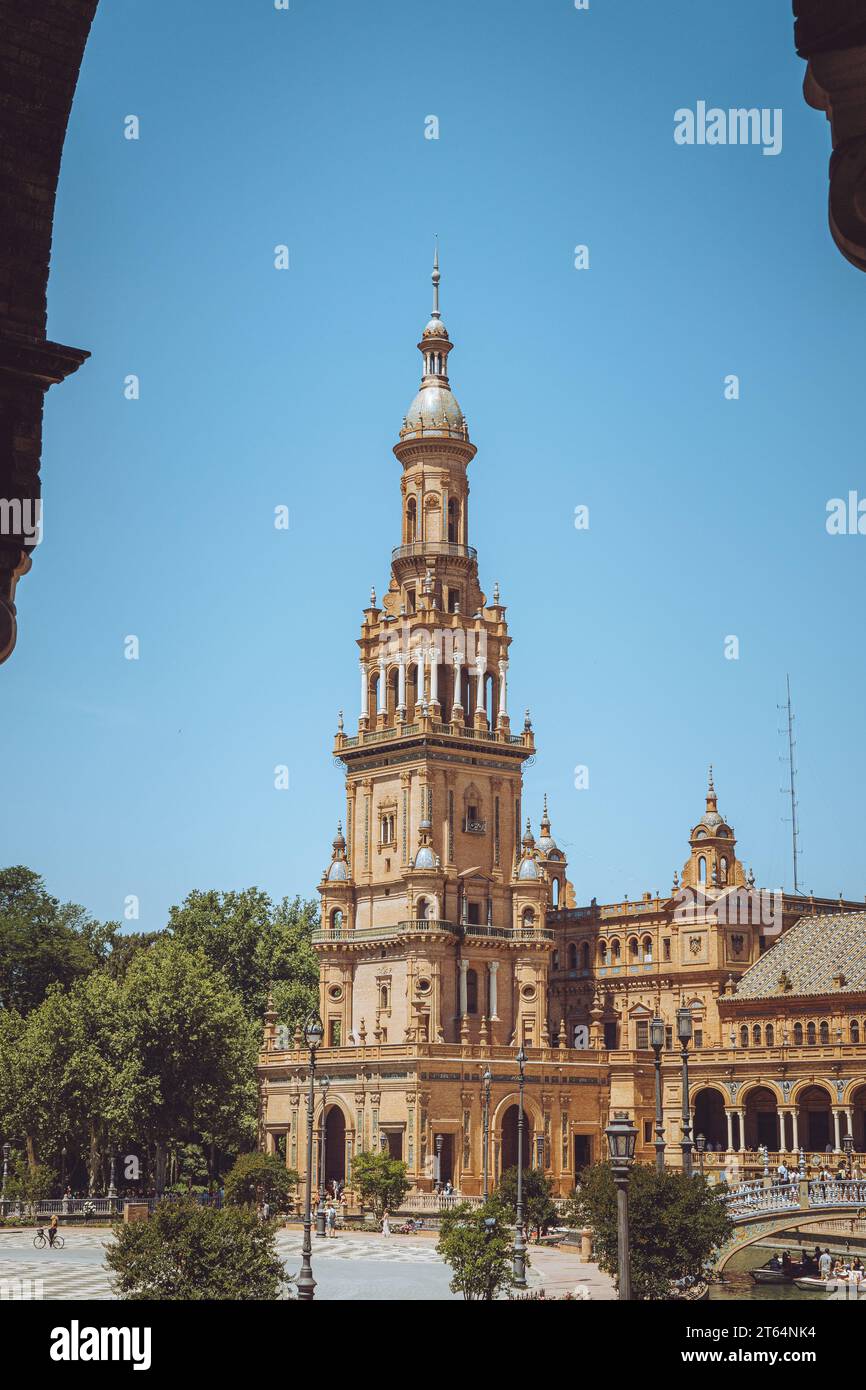 Barrio de triana sevilla hi-res stock photography and images - Alamy