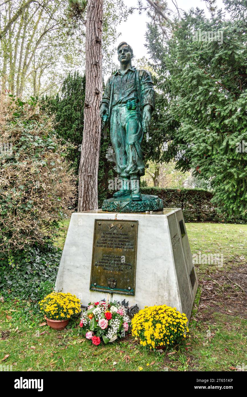 Monument to Russian combattants fighting for French resistance during WW2, in the Père Lachaise cemetery, Paris 20, France. Stock Photo