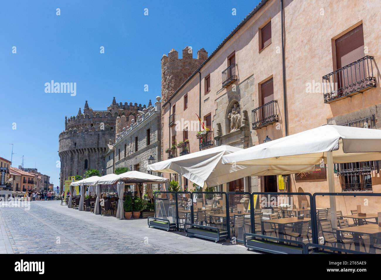 Outdoor restaurants, Calle de San Segundo, Ávila, Castile and León, Kingdom of Spain Stock Photo