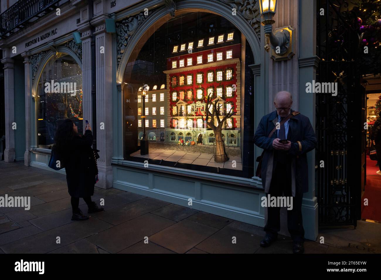 Fortnum & Mason Christmas 2023 window display, Piccadilly, Mayfair, central London, England, United Kingdom Stock Photo