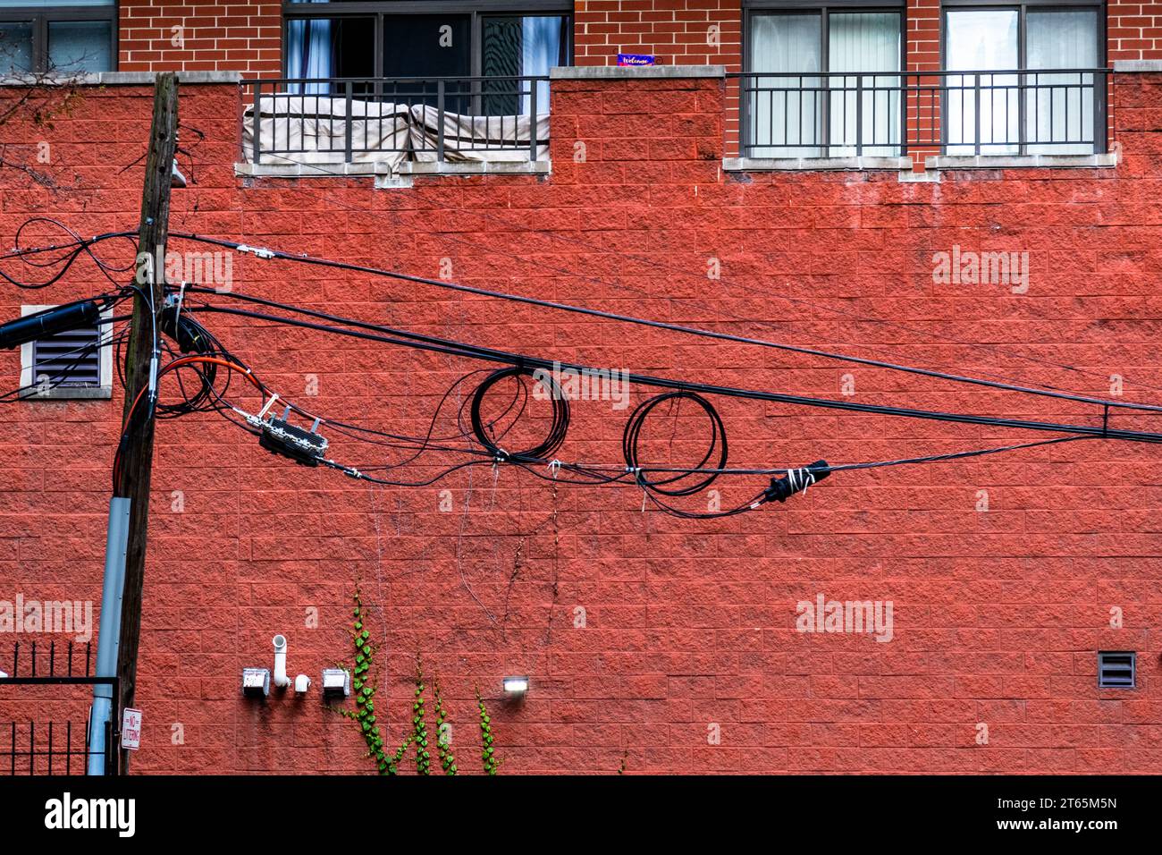 Aboveground power lines inChicago, United States Stock Photo Alamy