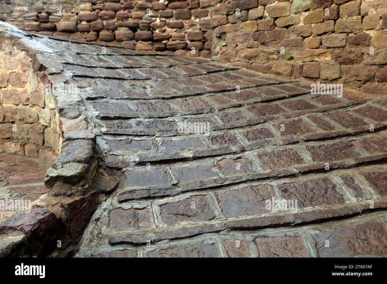 Roads and roads and ground floor pavement hi-res stock photography and ... Roads and roads and ground floor pavement hi-res stock photography and ...