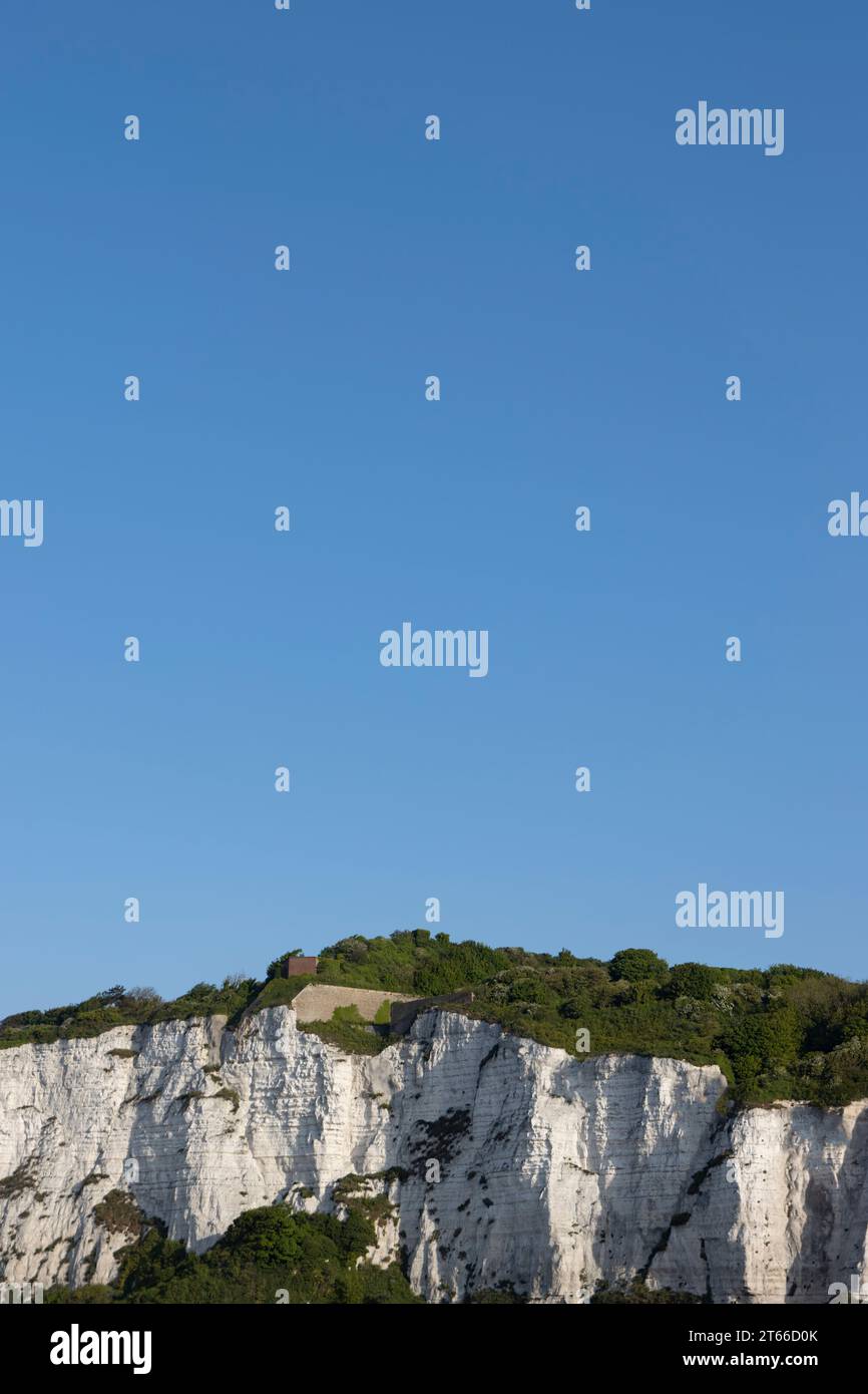 Blue skies over the White Cliffs of Dover Stock Photo