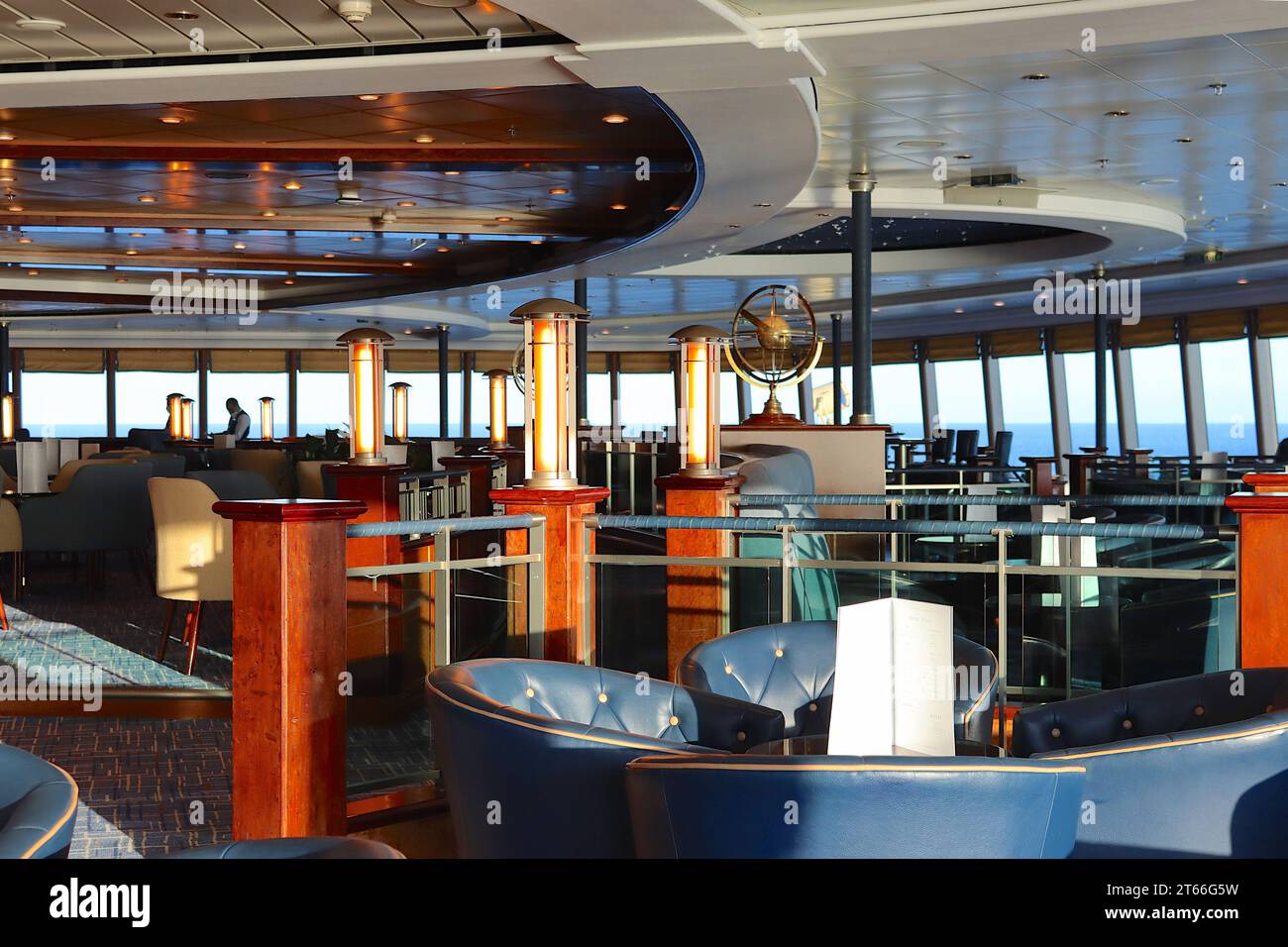 Interior of the Crow’s Nest bar on the P&O cruise ship Aurora, over 100ft above sea level and the bridge, guests enjoy 180º views sipping their drinks. Stock Photo