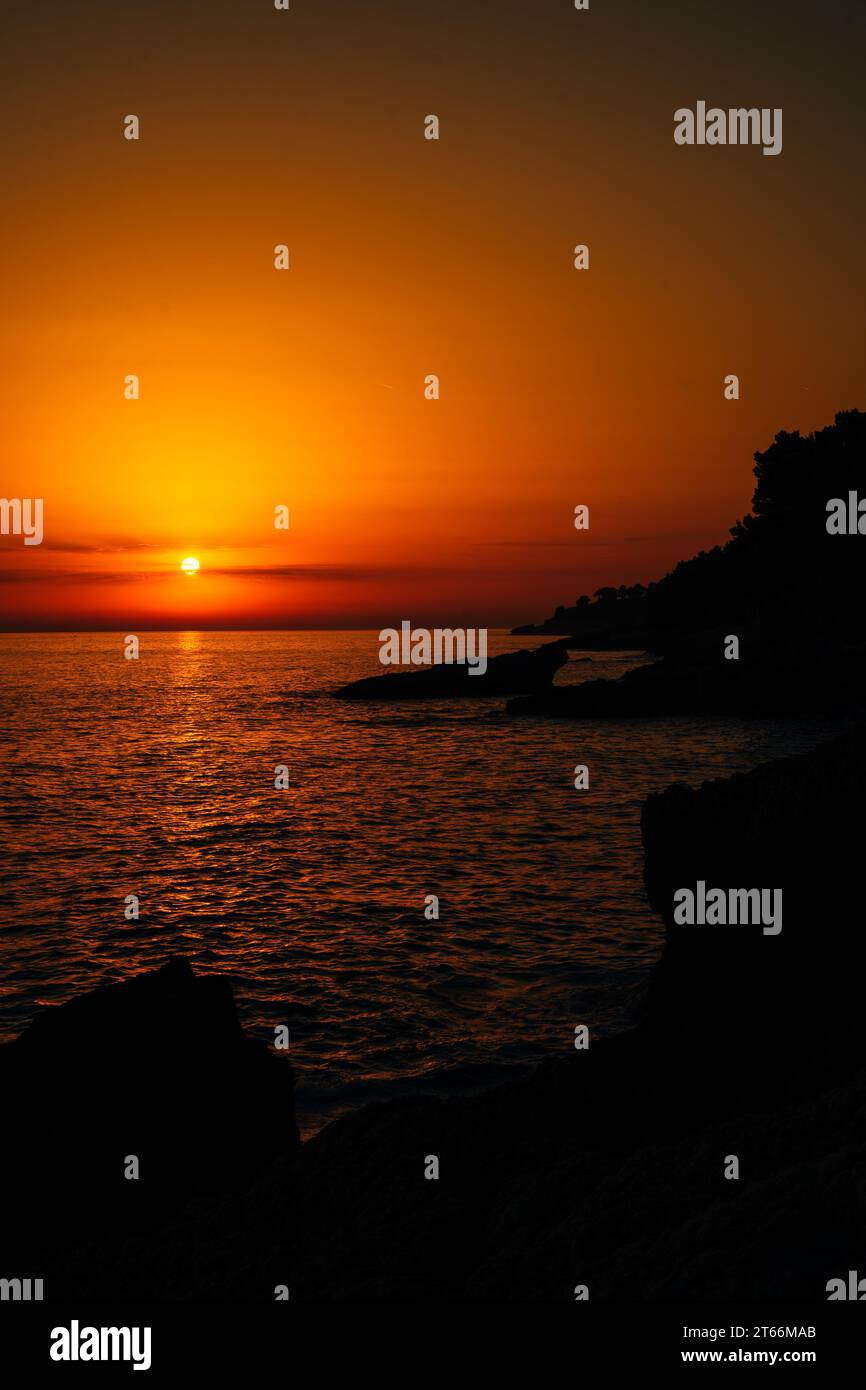 Sunset afterglow on rocky hi-res stock photography and images - Alamy