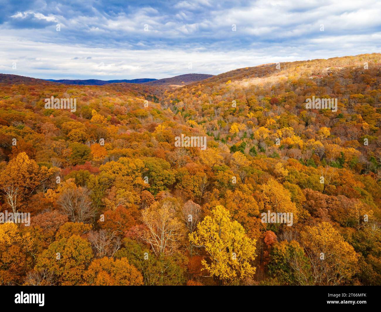 Scenic aerial overview of upstate New York foliage Hudson Valley Stock
