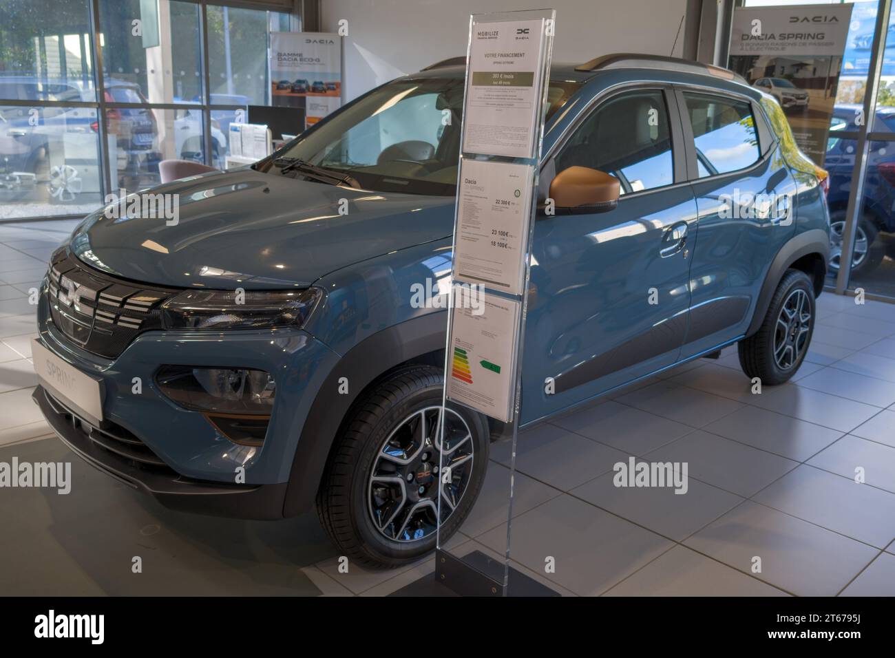 Dacia jogger hi-res stock photography and images - Alamy