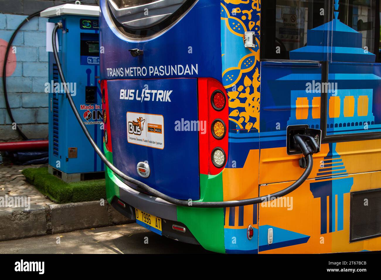 Electricbuses hi-res stock photography and images - Alamy
