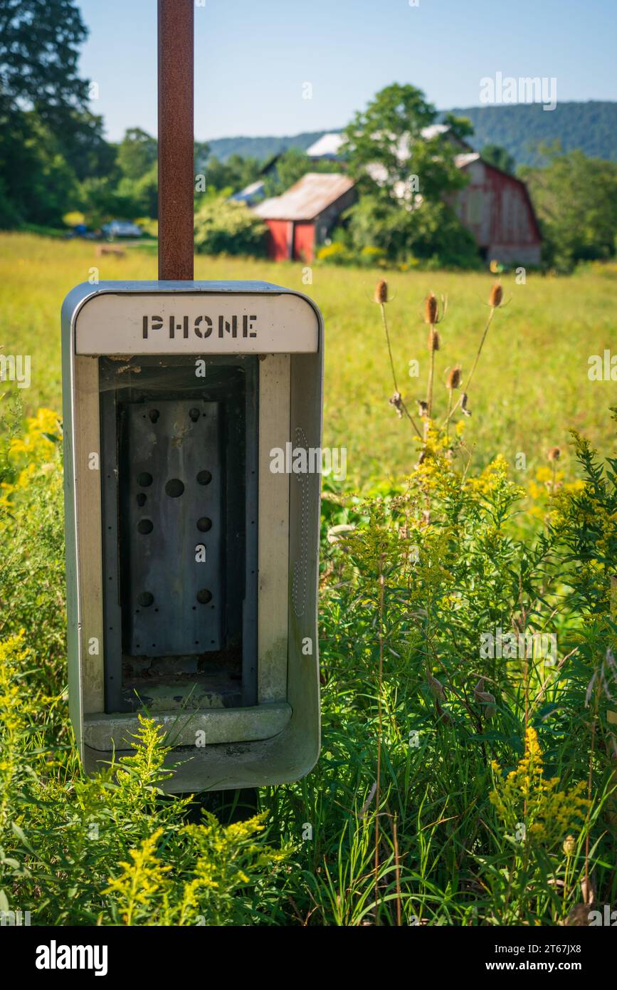 An Abandoned Payphone in Rural Upstate New York Stock Photo - Alamy